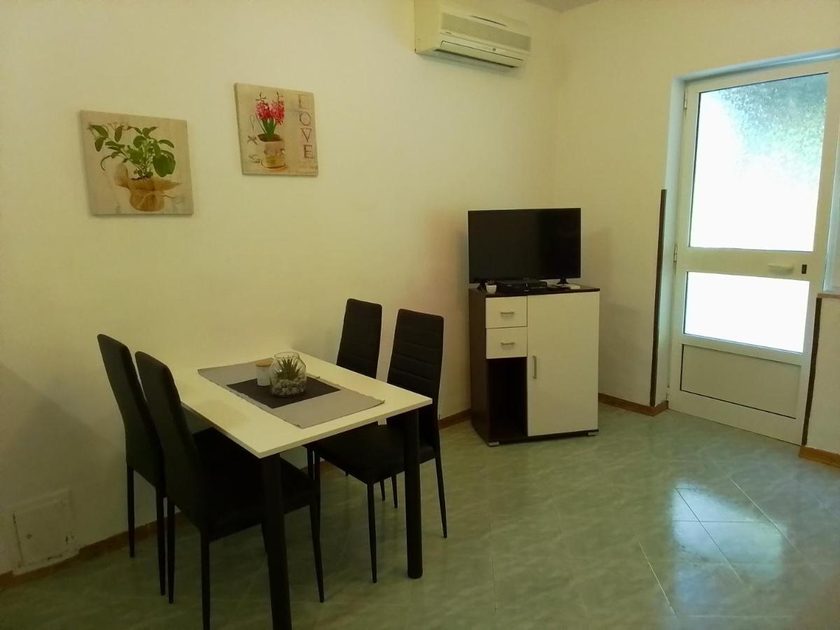 Apartman Leni Porec Bagian luar foto